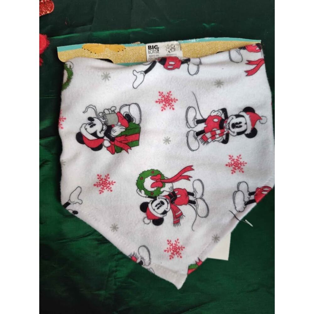 New Mickey Mouse Christmas bandana sz Sm /Md for dogs/cats